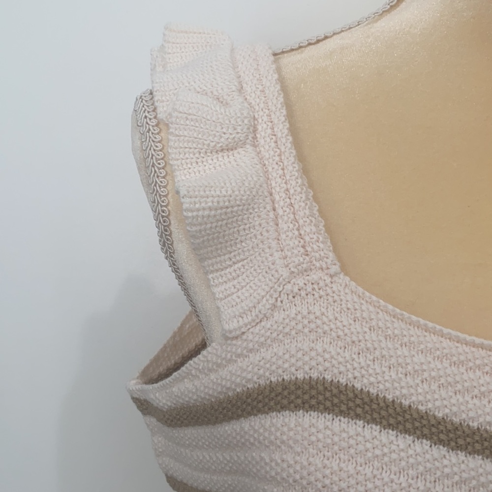Striped Ruffle Strap Sweater Tank size L - Picture 7 of 8